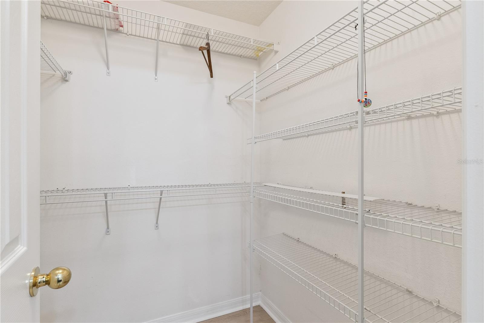 Image 15 of 38 For 16921 Corner Bay Court