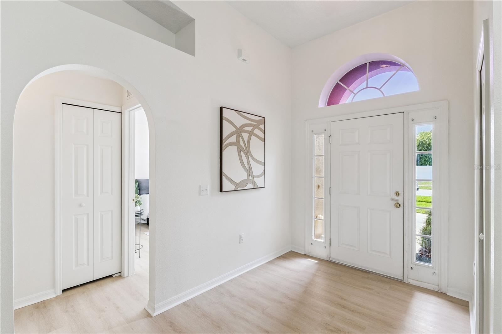 Image 17 of 38 For 16921 Corner Bay Court