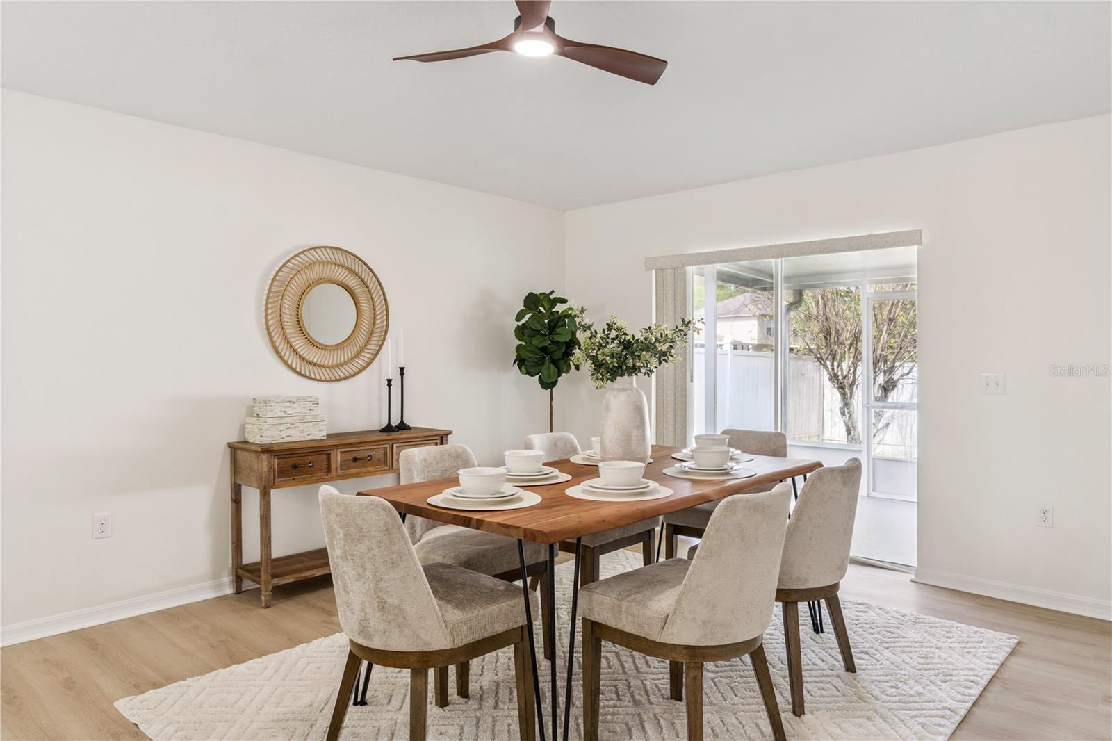 Image 23 of 38 For 16921 Corner Bay Court