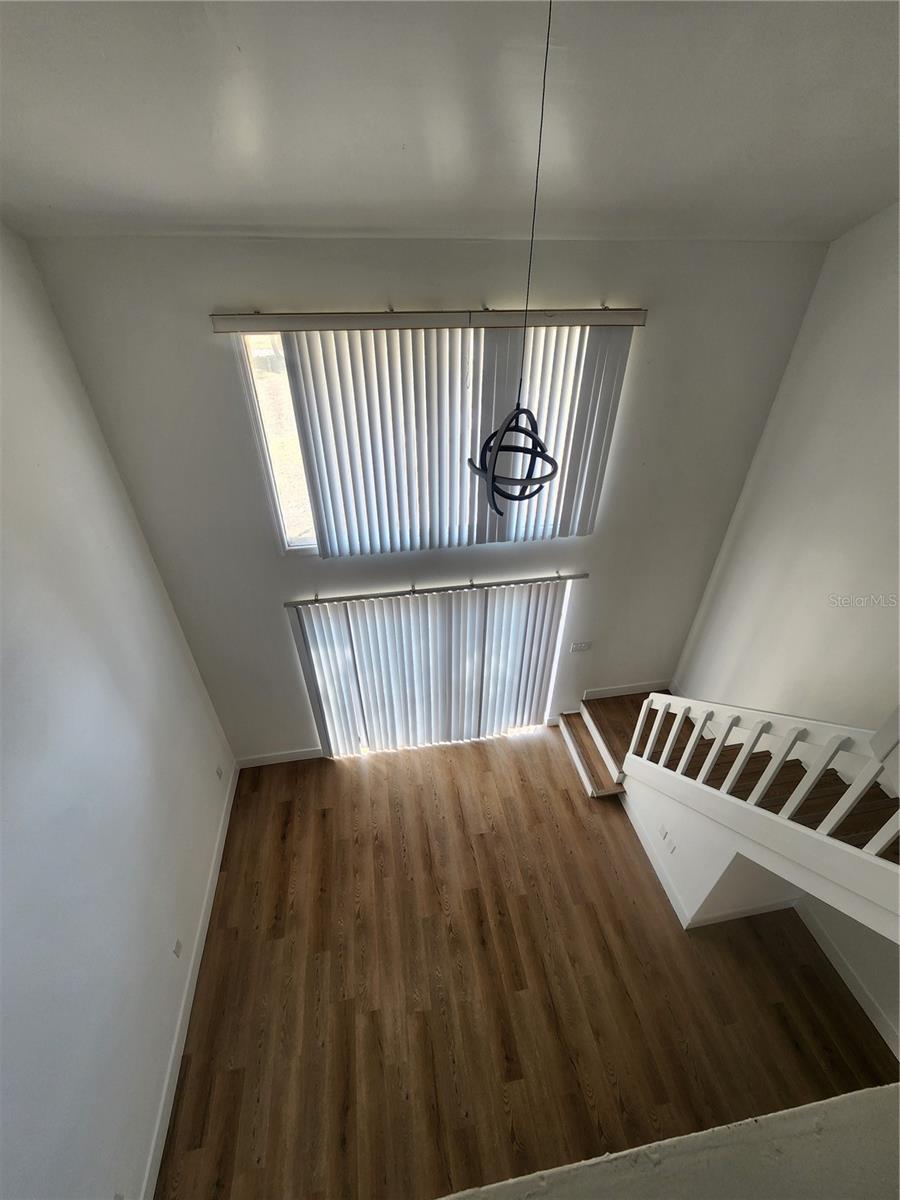 Image 4 of 21 For 10232 Turkey Lake Road 180