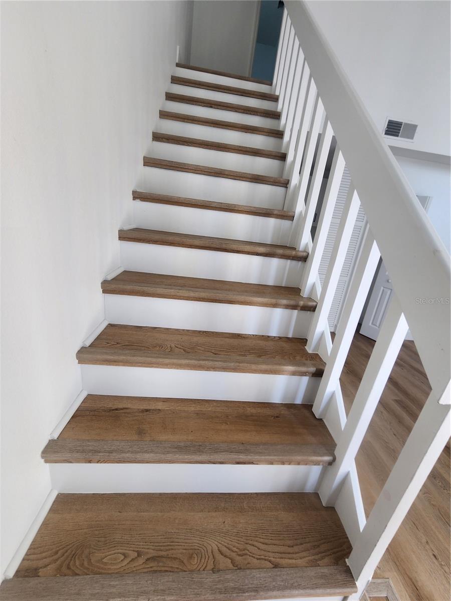 Image 6 of 21 For 10232 Turkey Lake Road 180