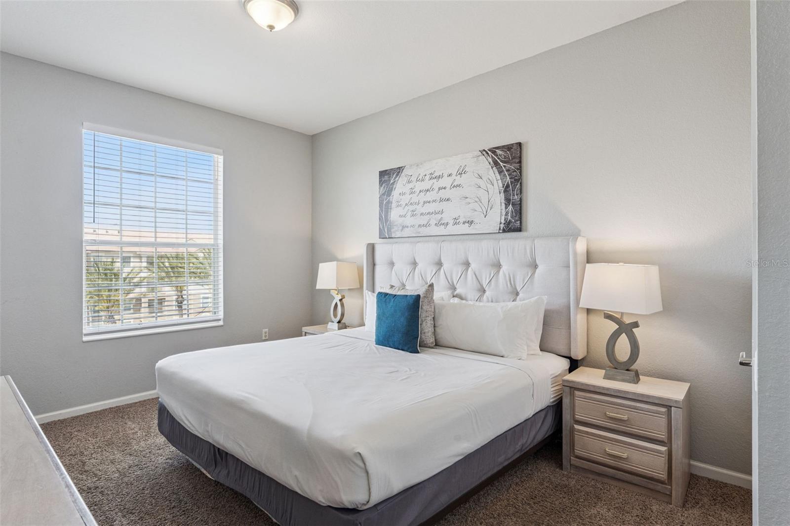 Image 13 of 61 For 4862 Cayview Avenue 403