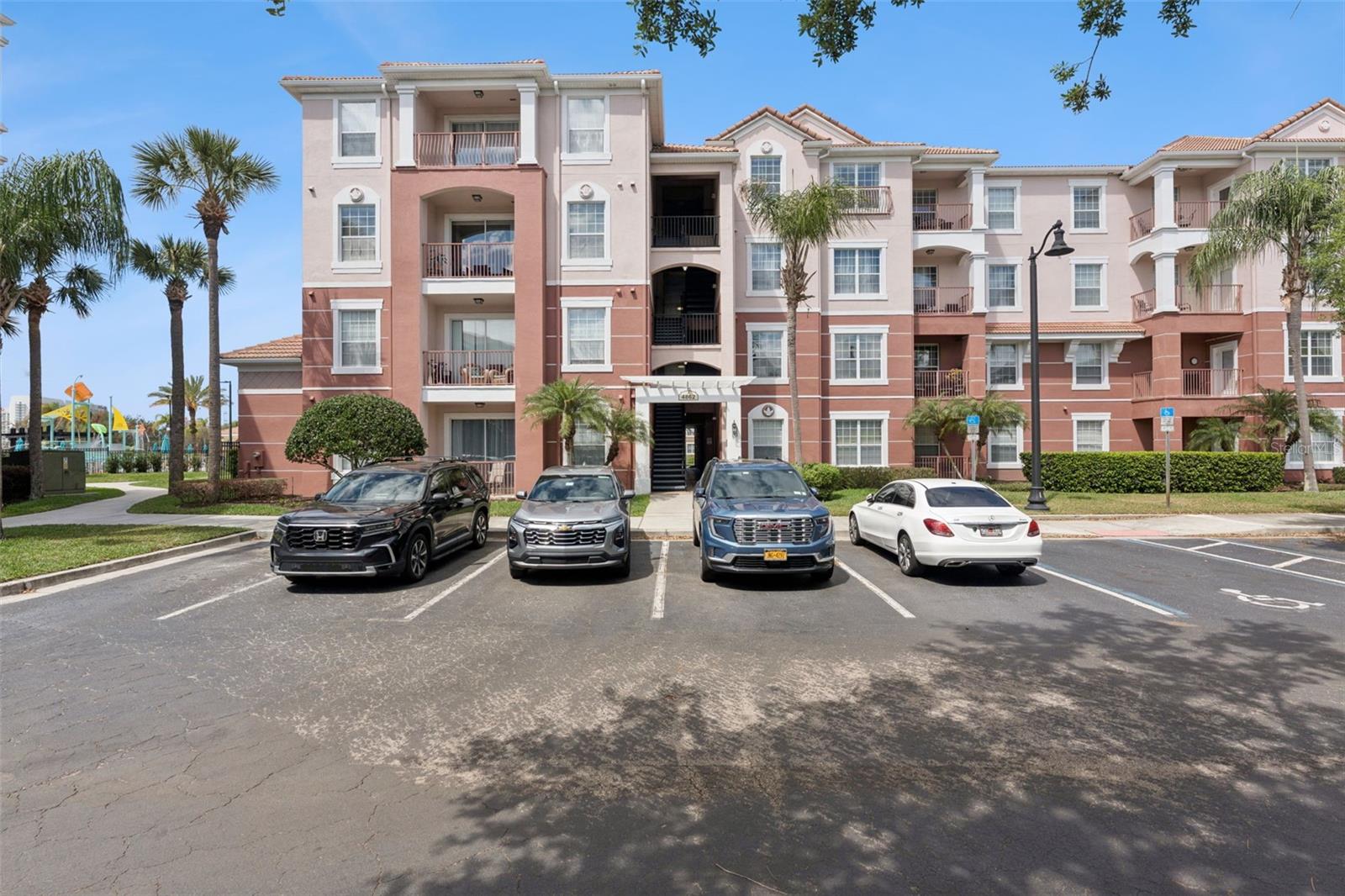 Image 2 of 61 For 4862 Cayview Avenue 403