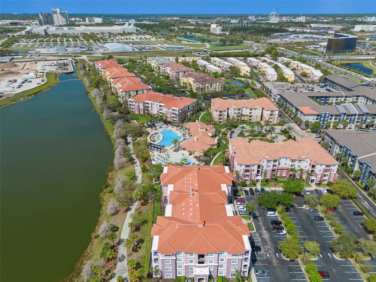 Image 33 of 61 For 4862 Cayview Avenue 403