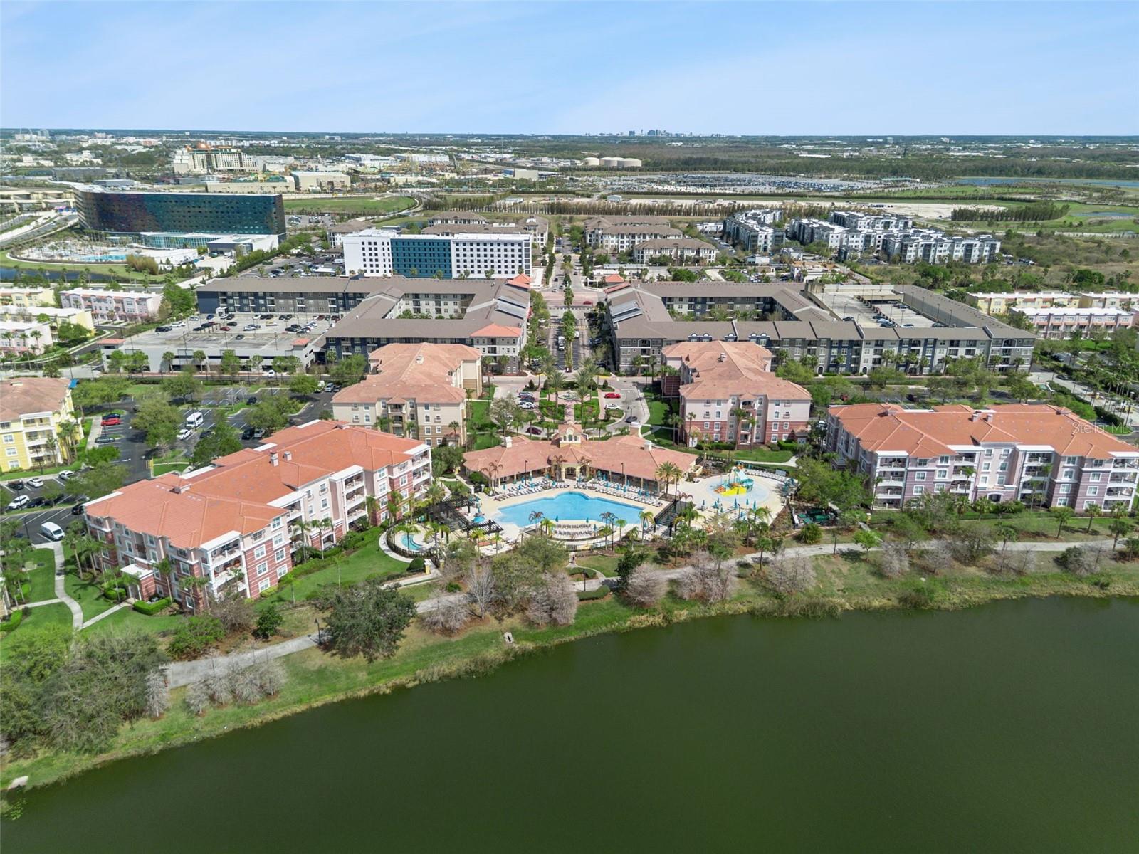 Image 35 of 61 For 4862 Cayview Avenue 403