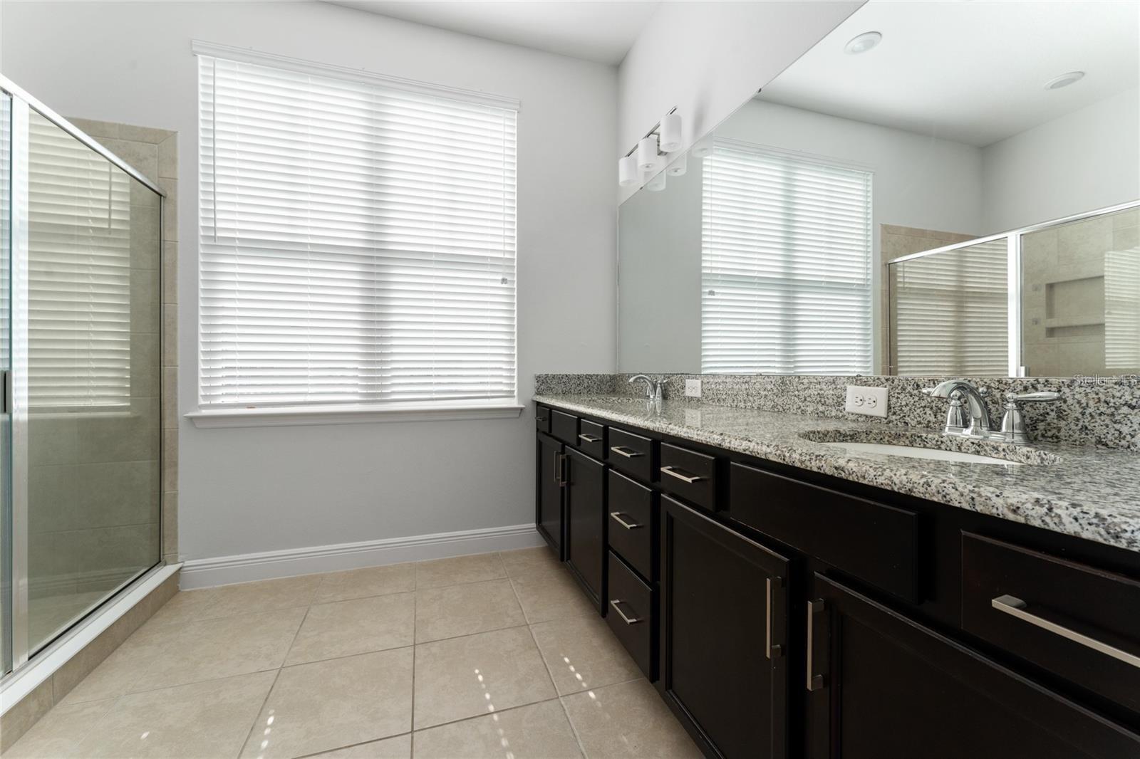 Image 10 of 15 For 13427 Stoddart Avenue