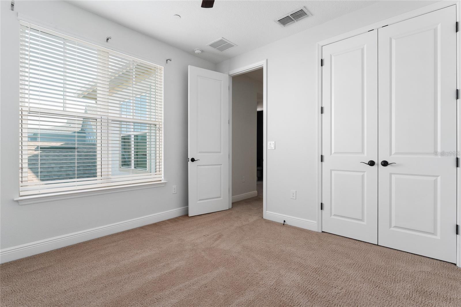 Image 7 of 15 For 13427 Stoddart Avenue