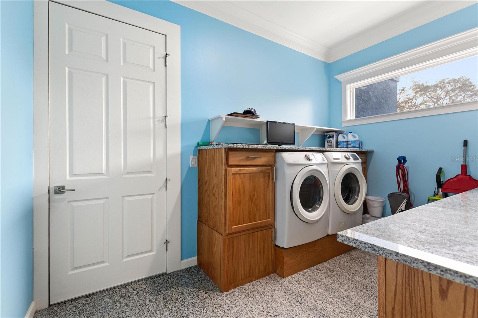 Image 22 of 26 For 803 24th Street