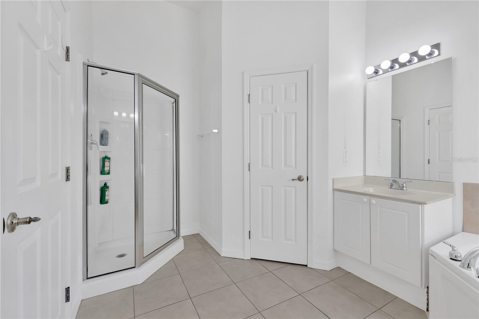 Image 11 of 34 For 2855 Club Cortile Circle