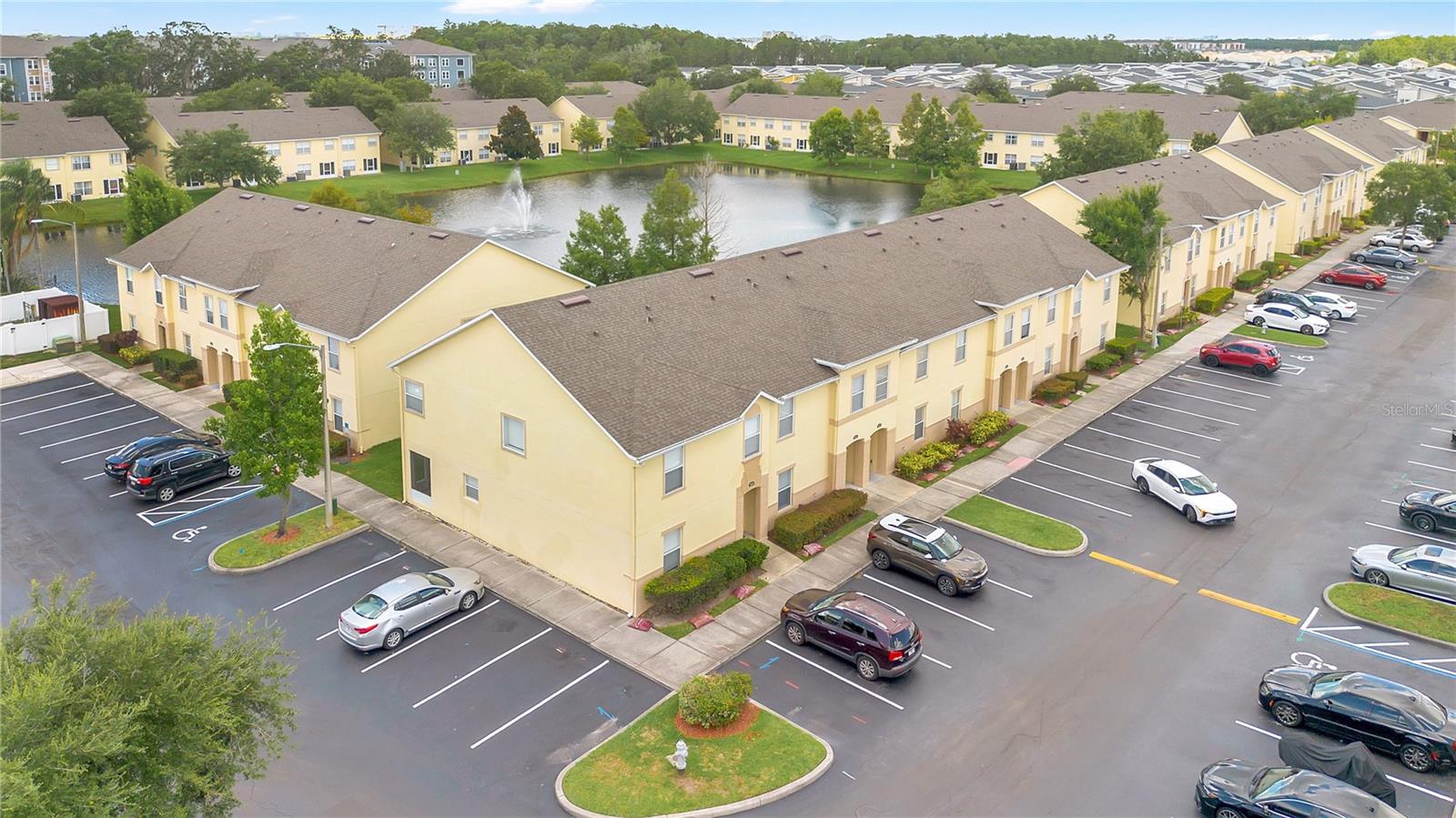 Image 29 of 34 For 2855 Club Cortile Circle