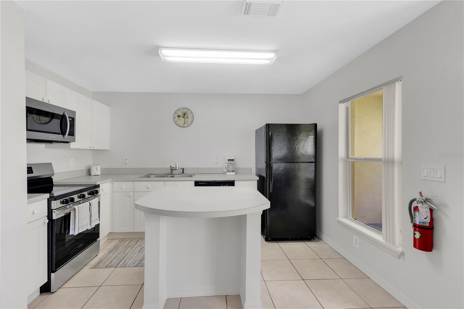 Image 7 of 34 For 2855 Club Cortile Circle