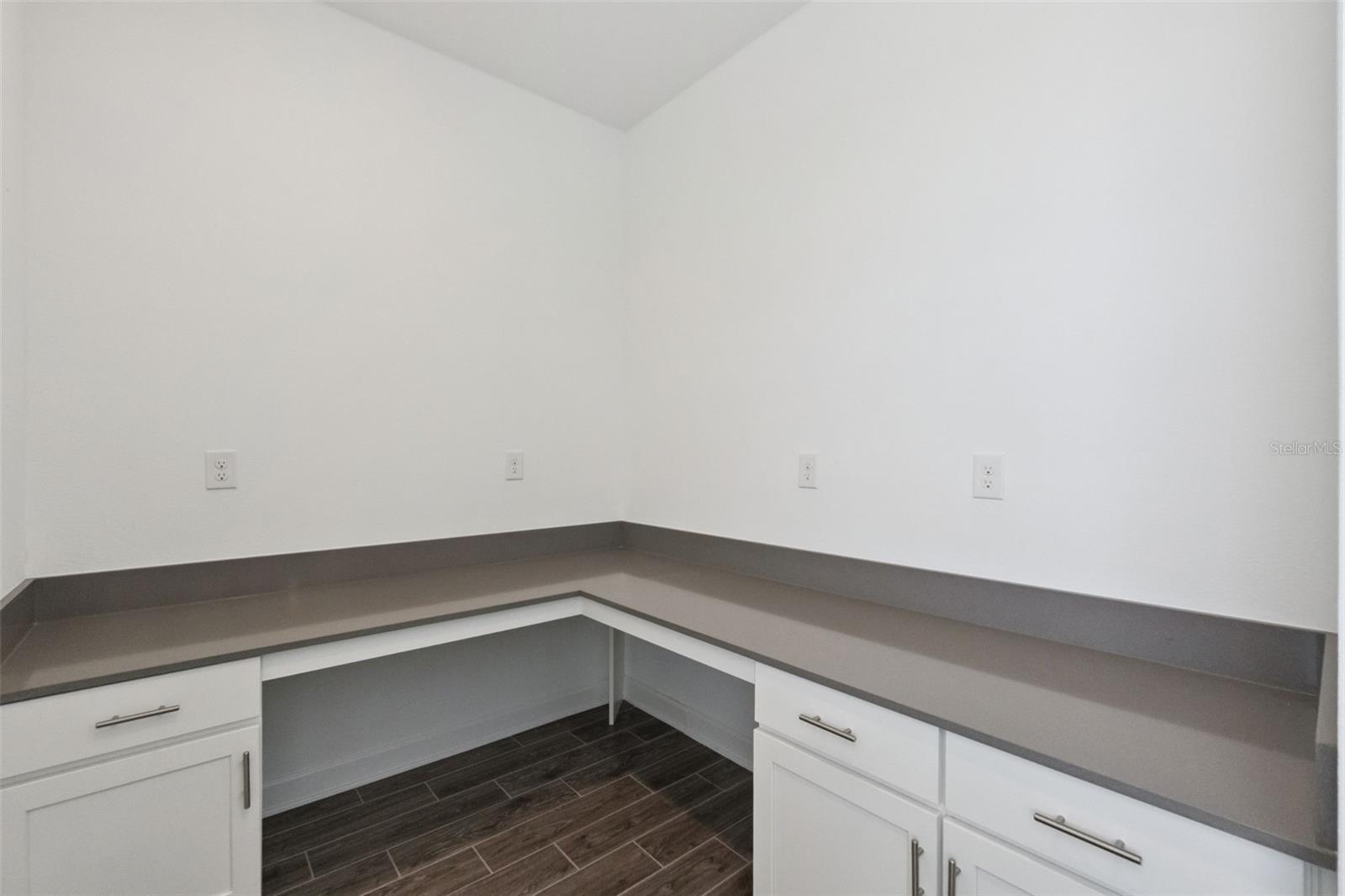 Image 38 of 60 For 3373 Wauseon Drive