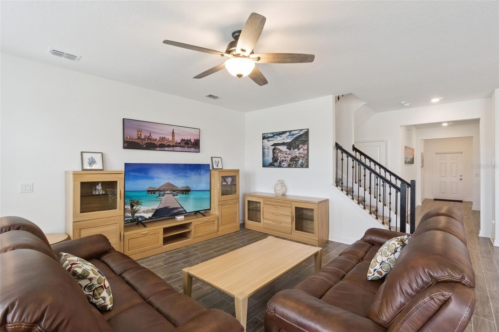 Image 4 of 60 For 3373 Wauseon Drive