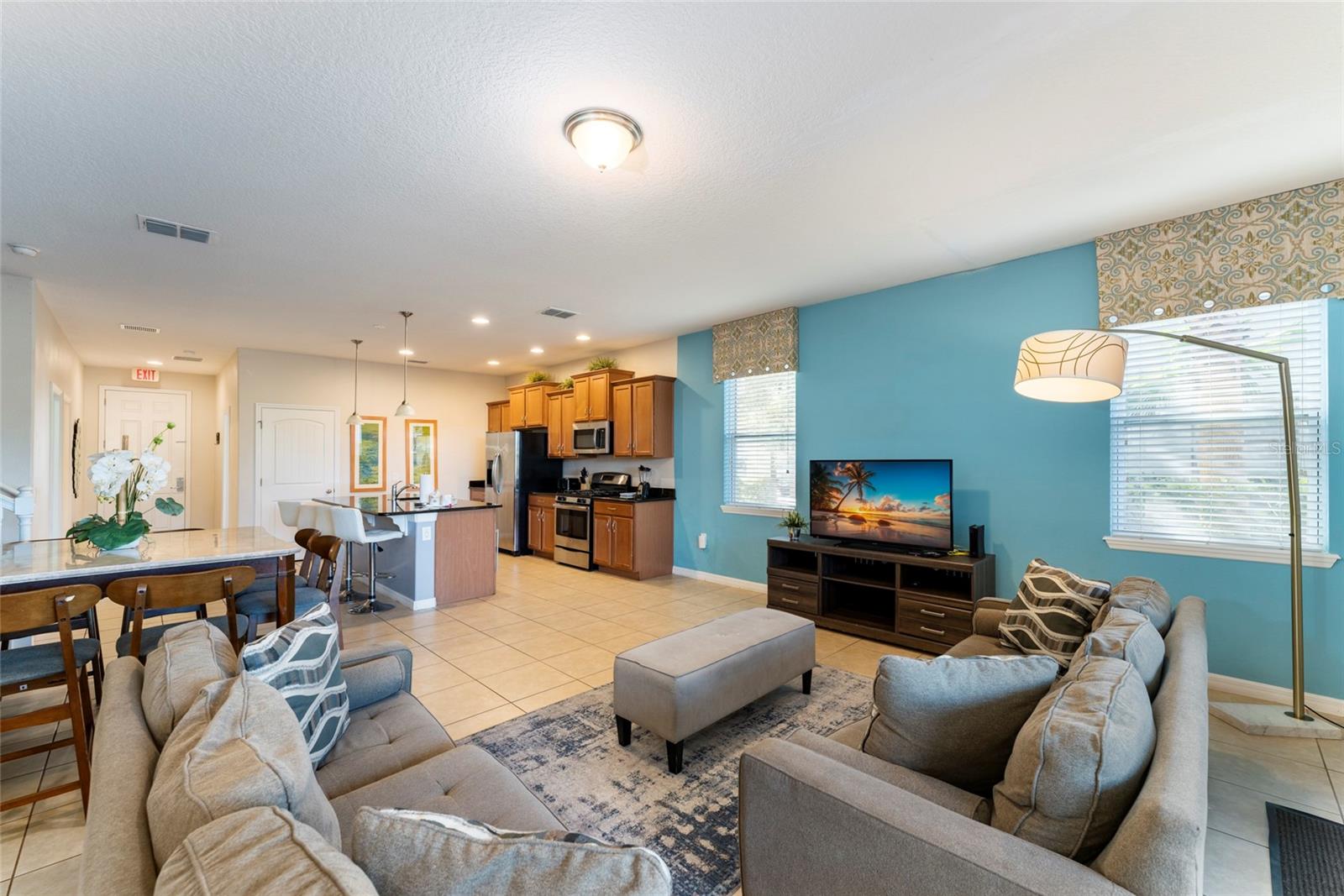 Image 10 of 25 For 4639 Terrasonesta Drive W