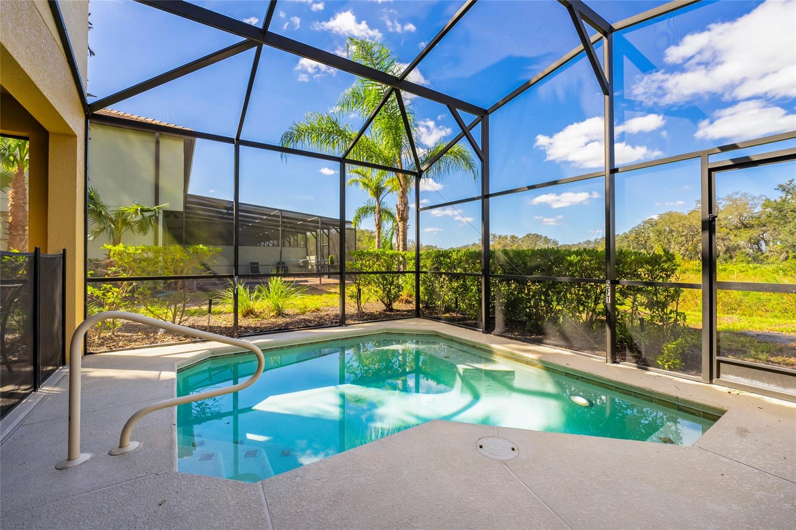 Image 2 of 25 For 4639 Terrasonesta Drive W