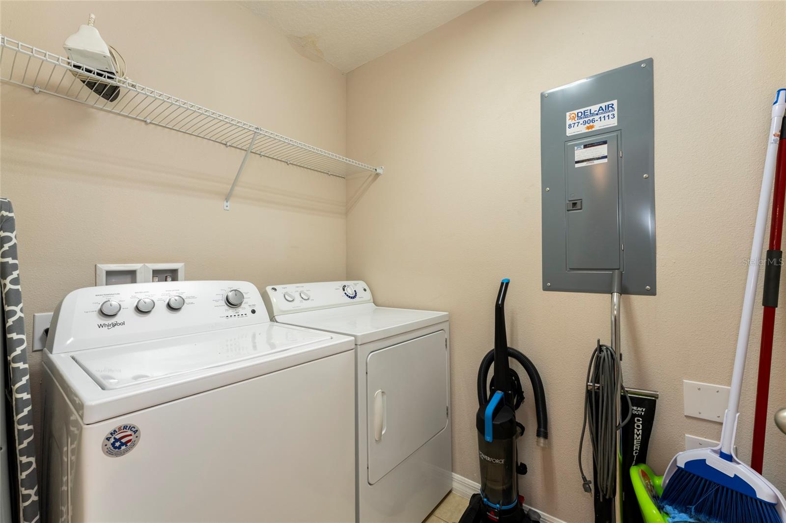 Image 24 of 25 For 4639 Terrasonesta Drive W