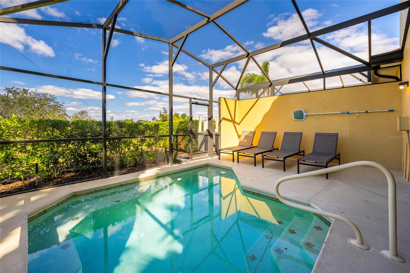 Image 3 of 25 For 4639 Terrasonesta Drive W