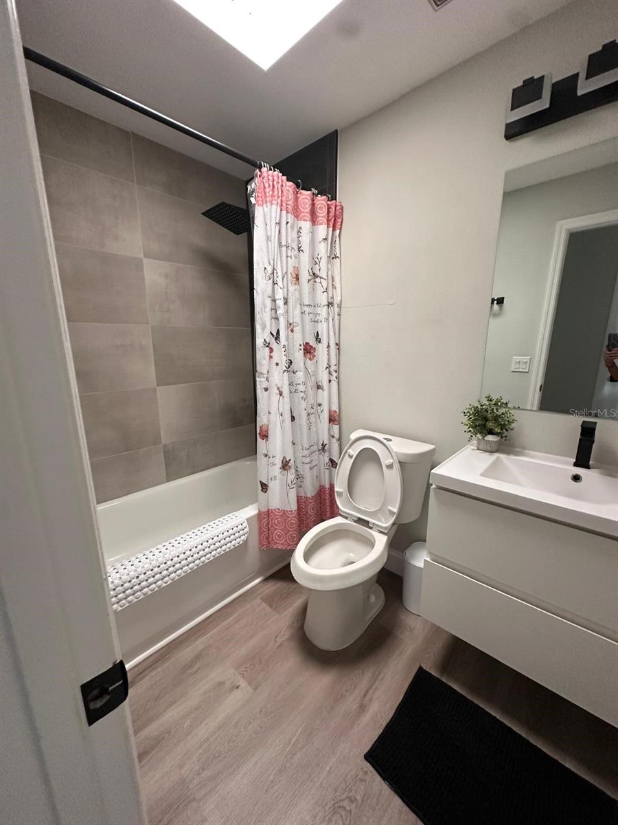 Image 12 of 18 For 802 Gregory Lane