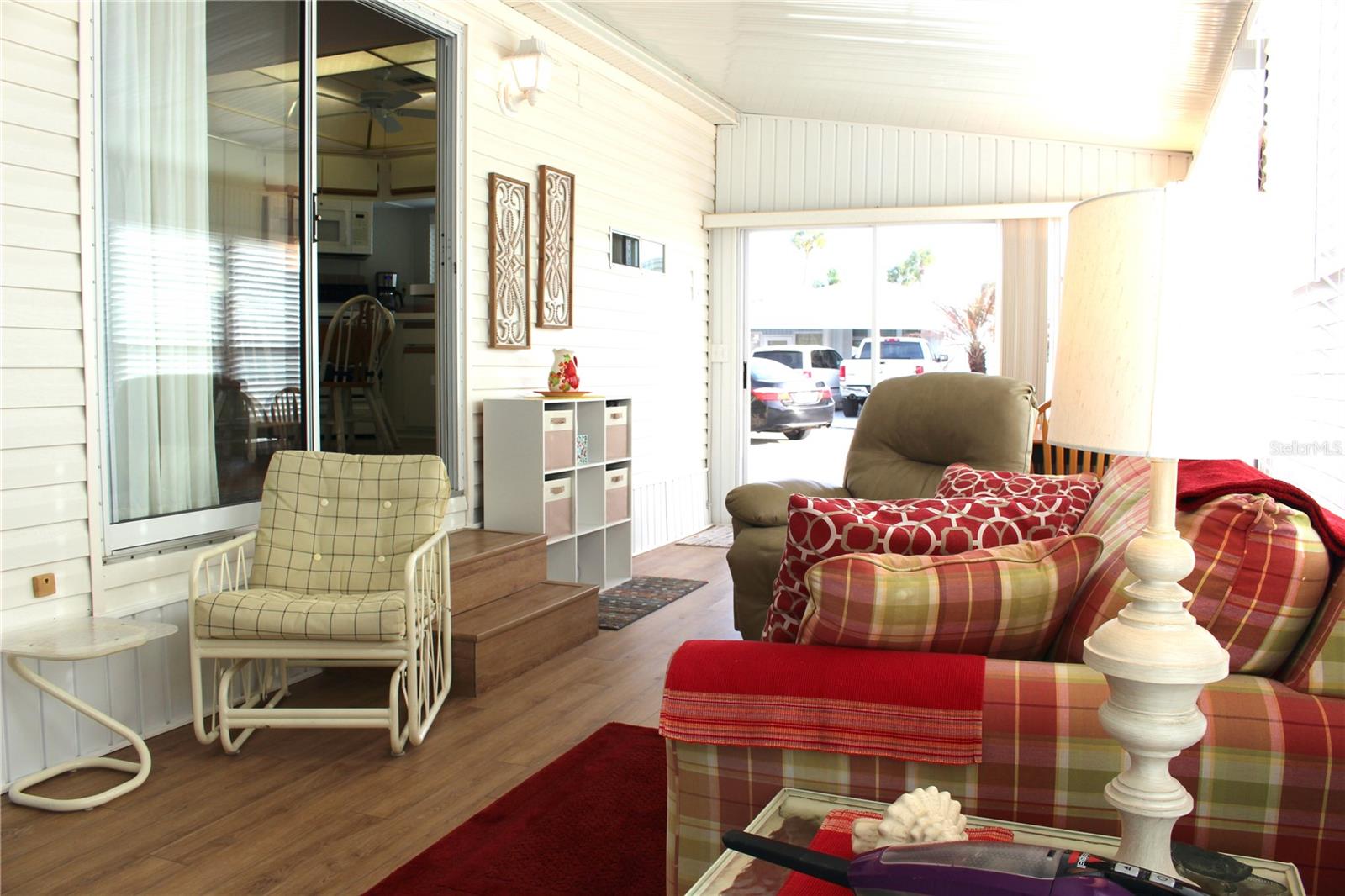 Image 13 of 16 For 9000 Us Hwy 192  598