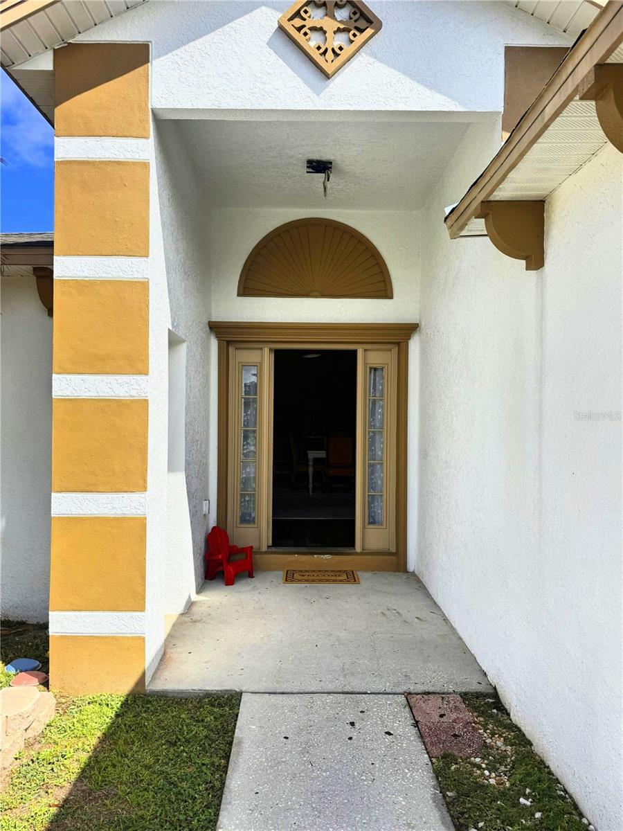 Image 4 of 24 For 3661 Queens Cove Boulevard