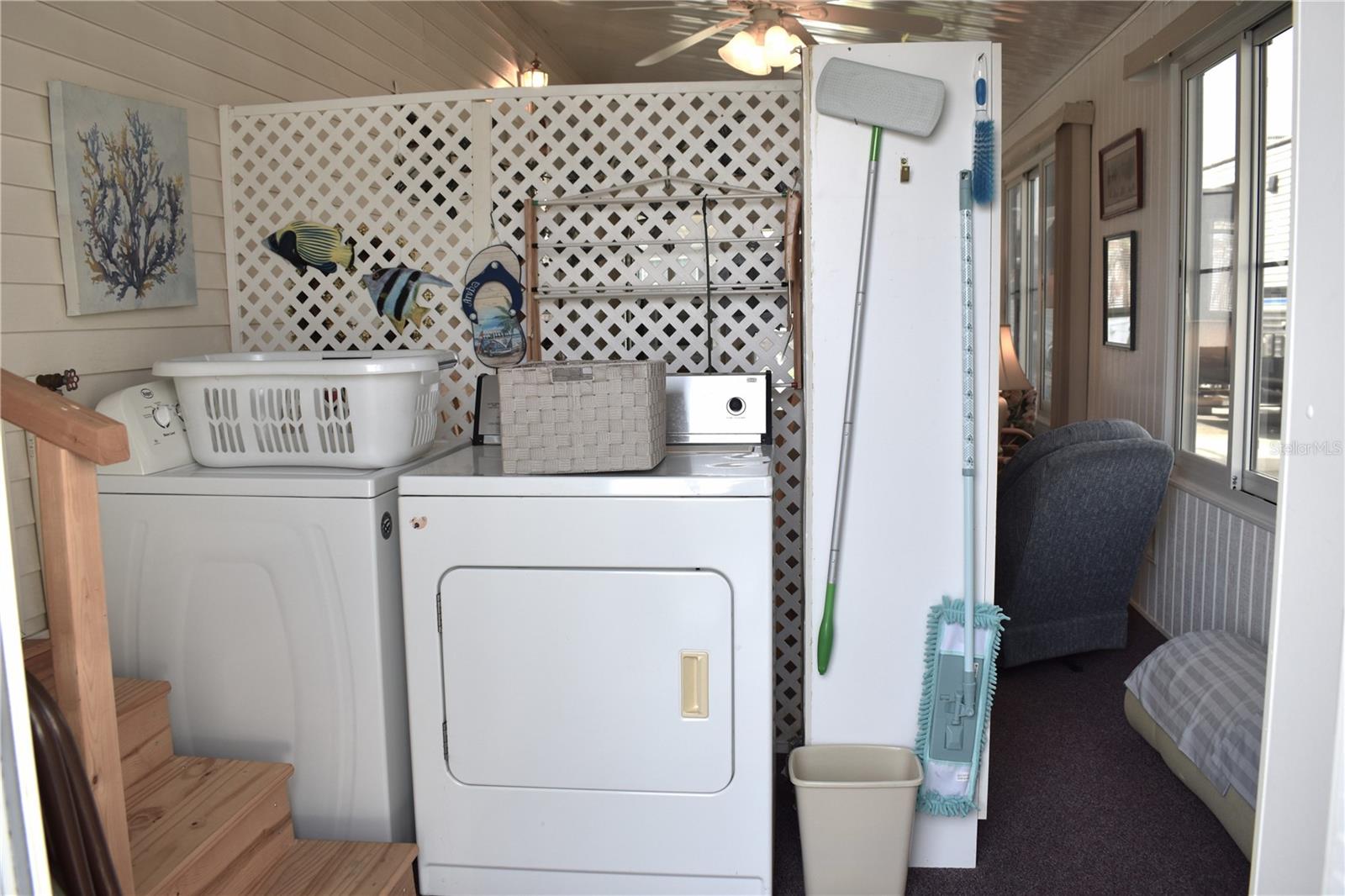 Image 21 of 27 For 9000 Us Highway 192 766