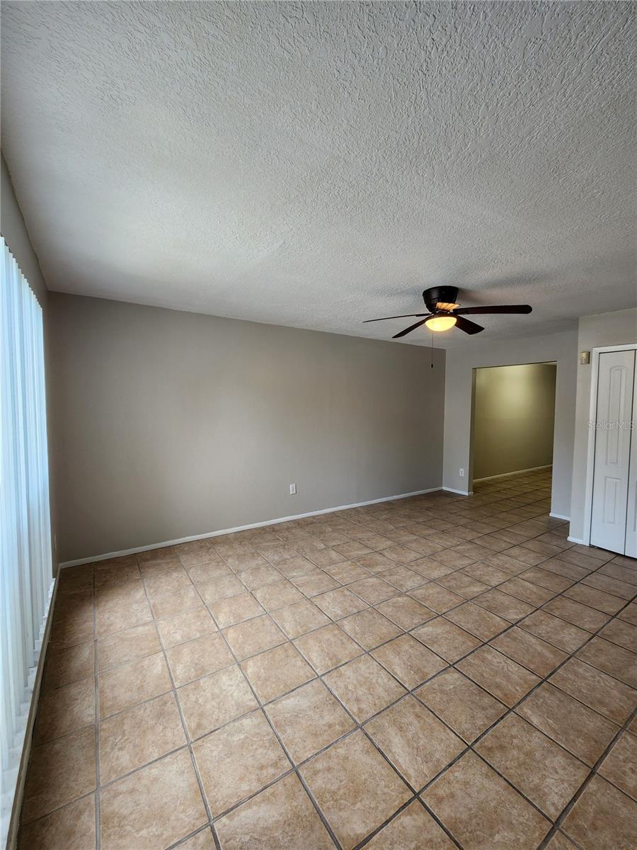 Image 8 of 21 For 603 Casa Park Court E H