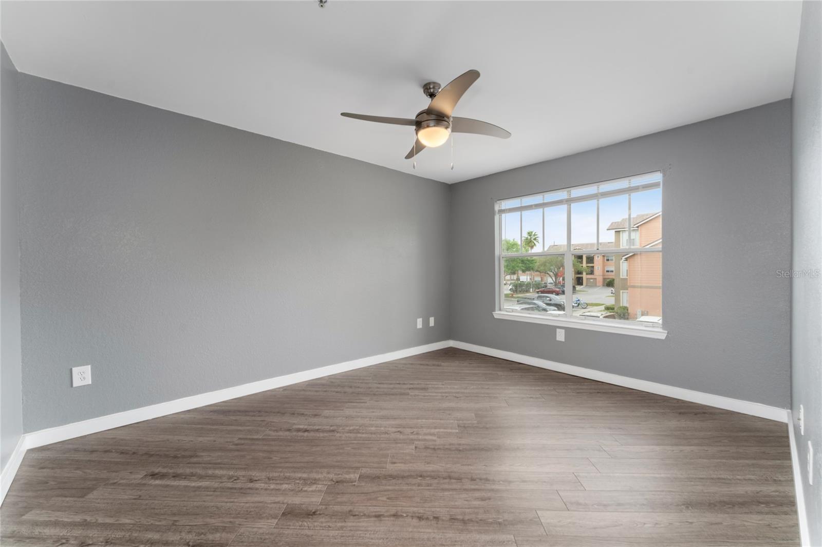 Image 14 of 41 For 2203 Key West Court 422