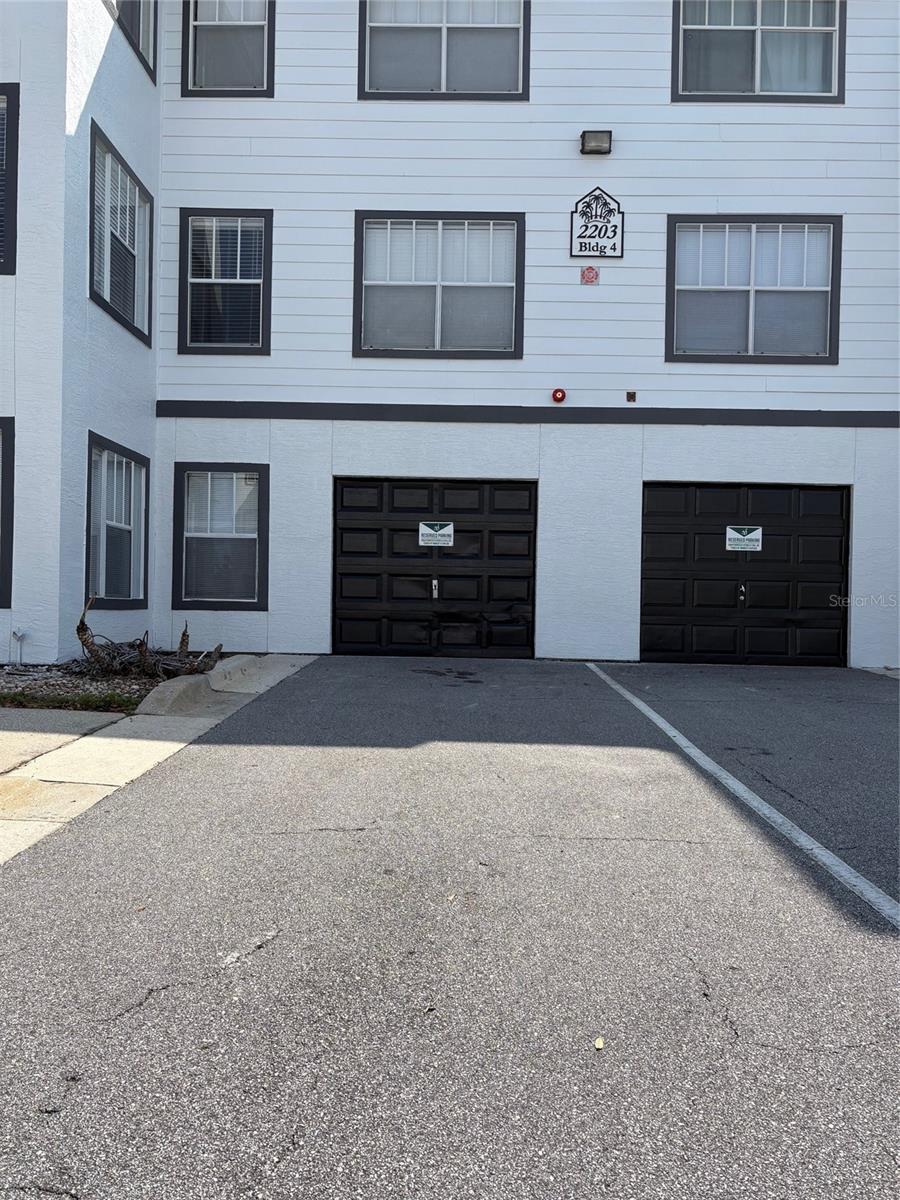 Image 20 of 41 For 2203 Key West Court 422