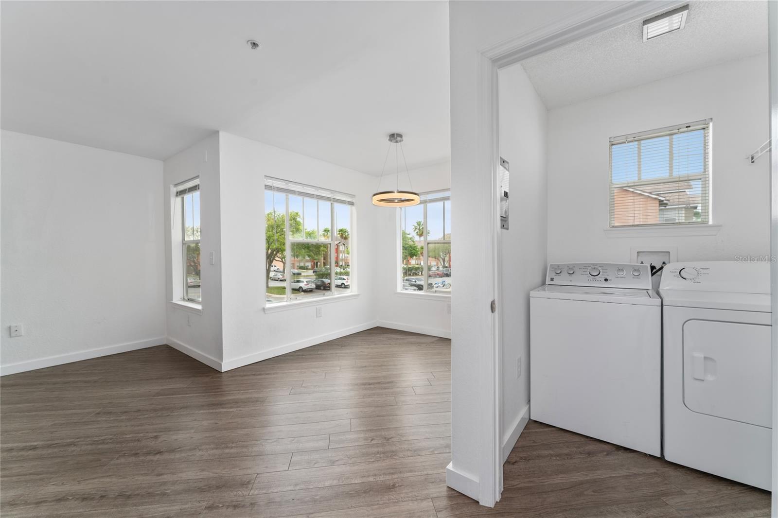 Image 4 of 41 For 2203 Key West Court 422