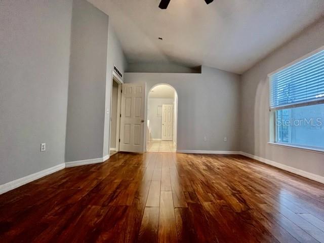 Image 18 of 24 For 115 Jefferson Boulevard