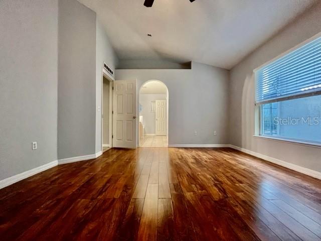 Image 20 of 24 For 115 Jefferson Boulevard