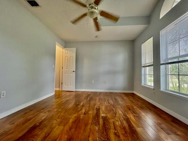 Image 21 of 24 For 115 Jefferson Boulevard