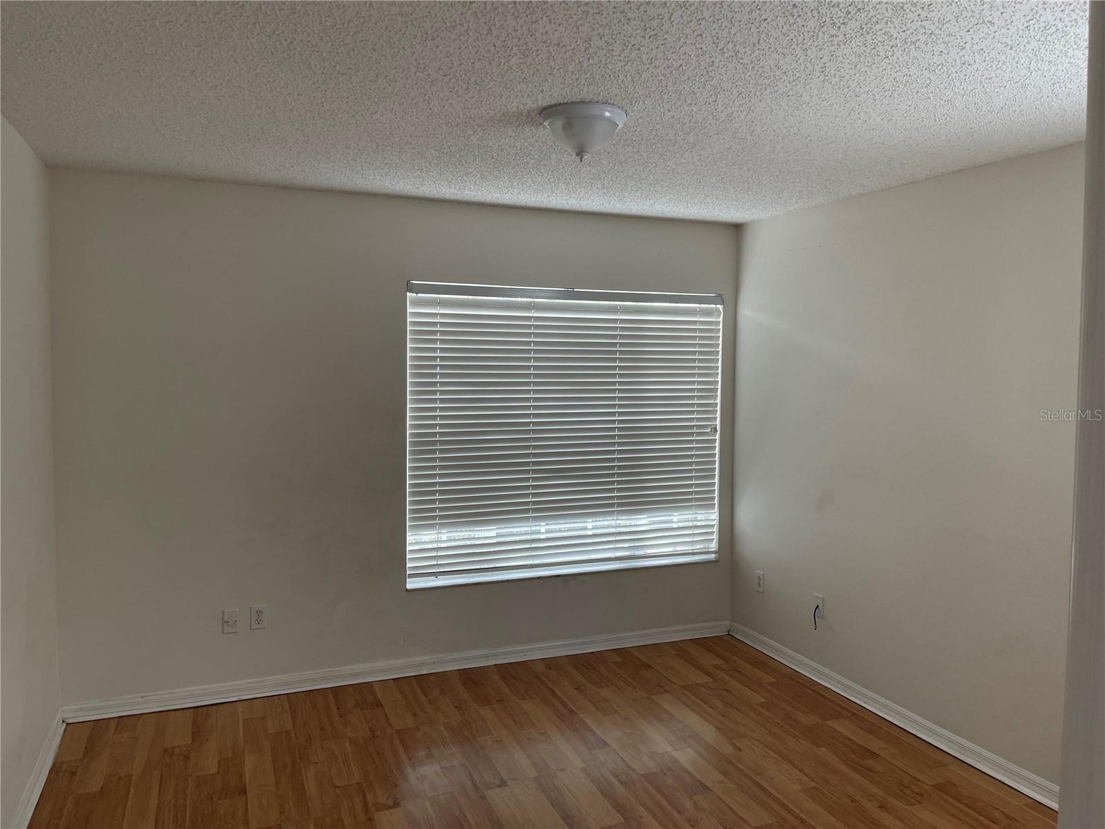 Image 10 of 19 For 13442 Lake Turnberry Circle