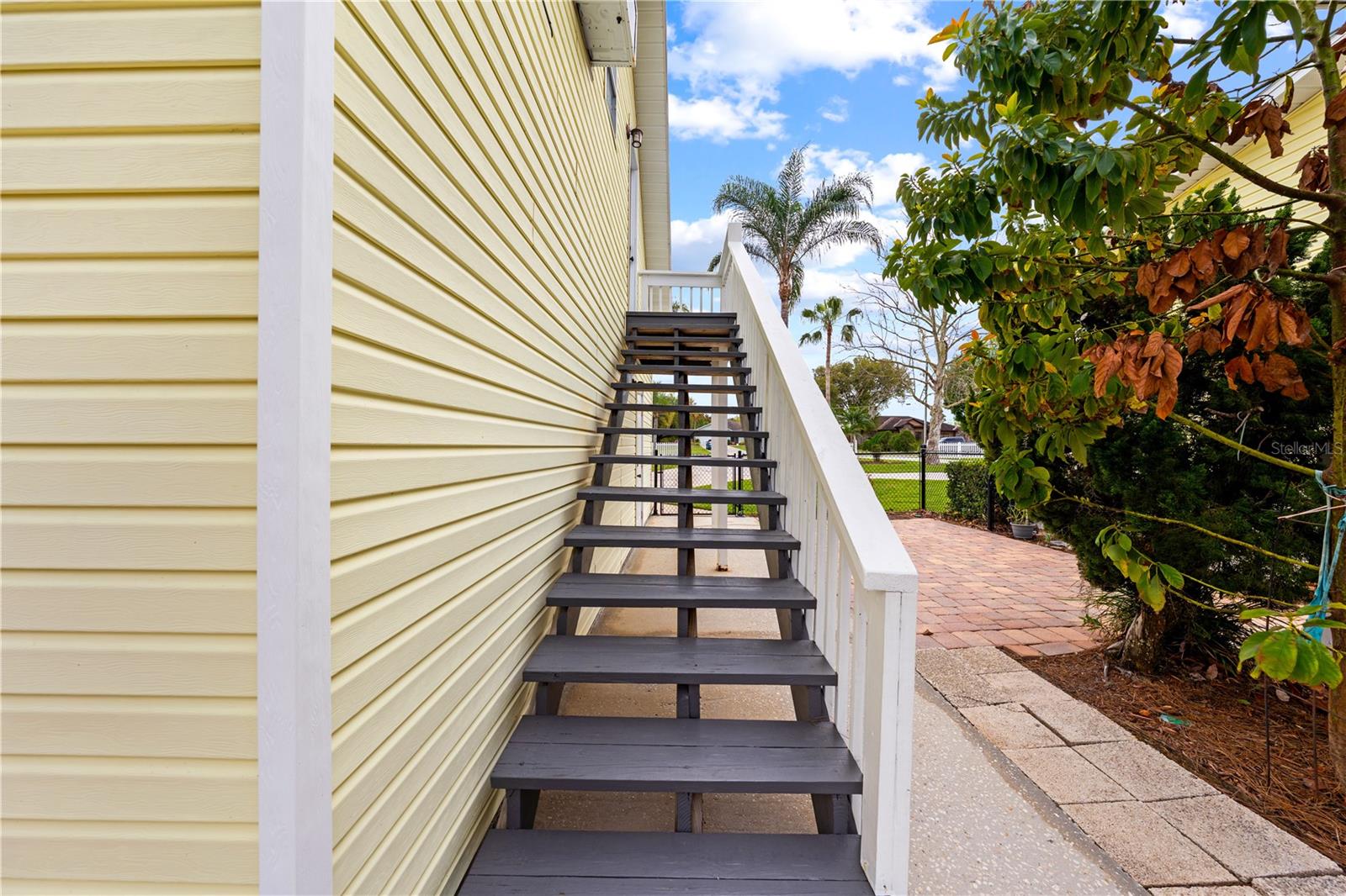 Image 41 of 69 For 6935 Big Bend Dr