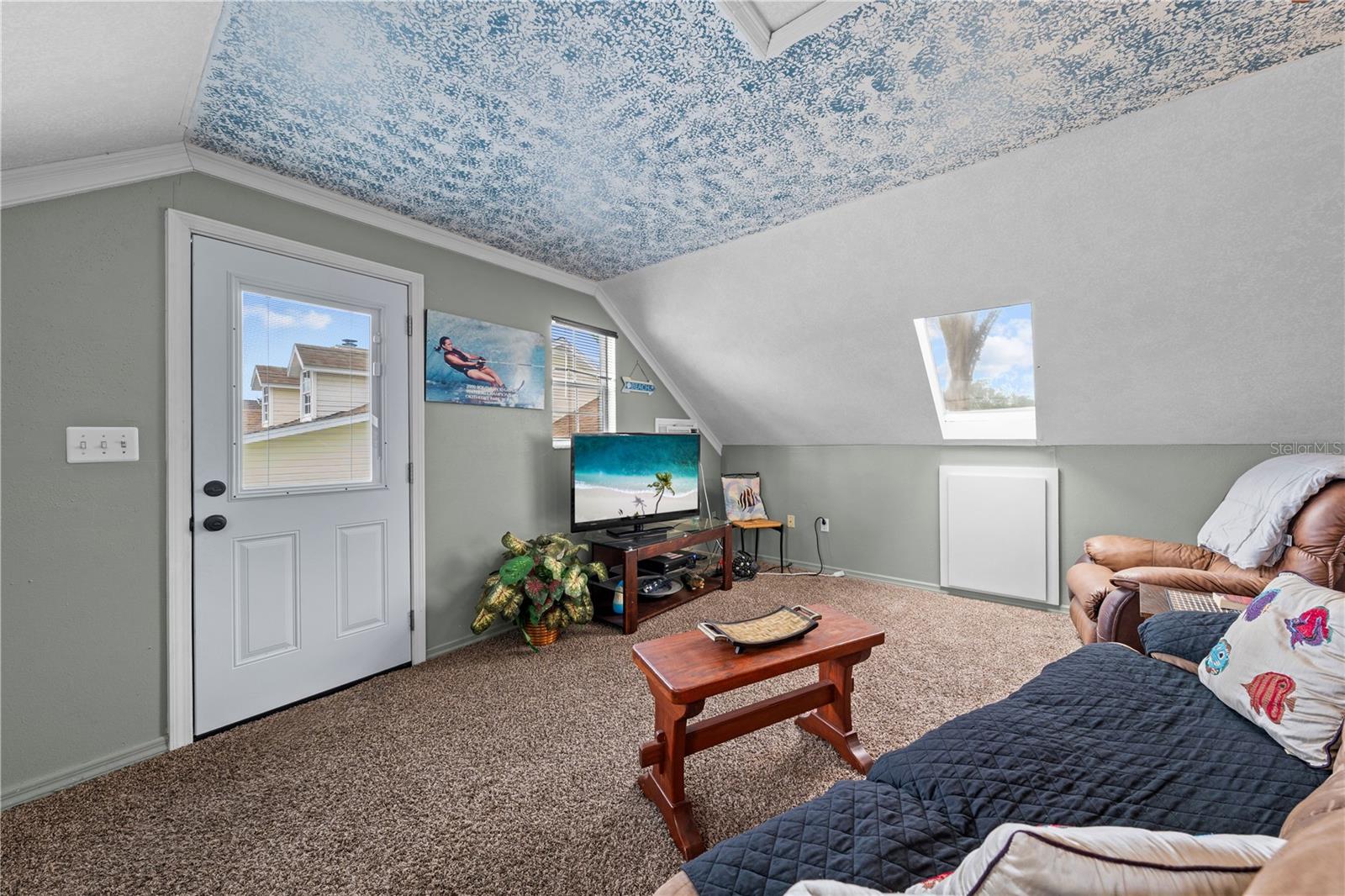 Image 43 of 69 For 6935 Big Bend Dr