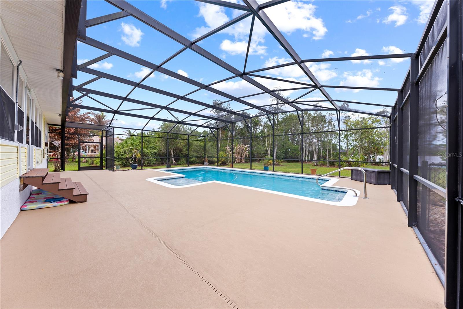 Image 57 of 69 For 6935 Big Bend Dr