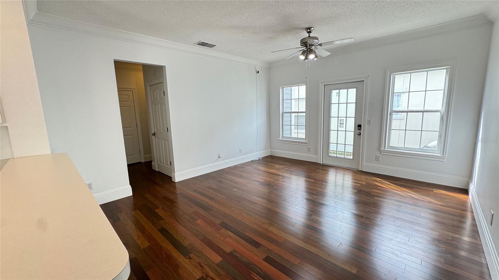 Image 15 of 47 For 1040 Nash Drive