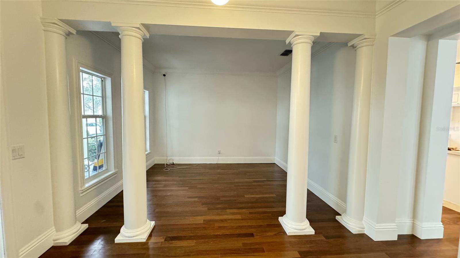 Image 2 of 47 For 1040 Nash Drive