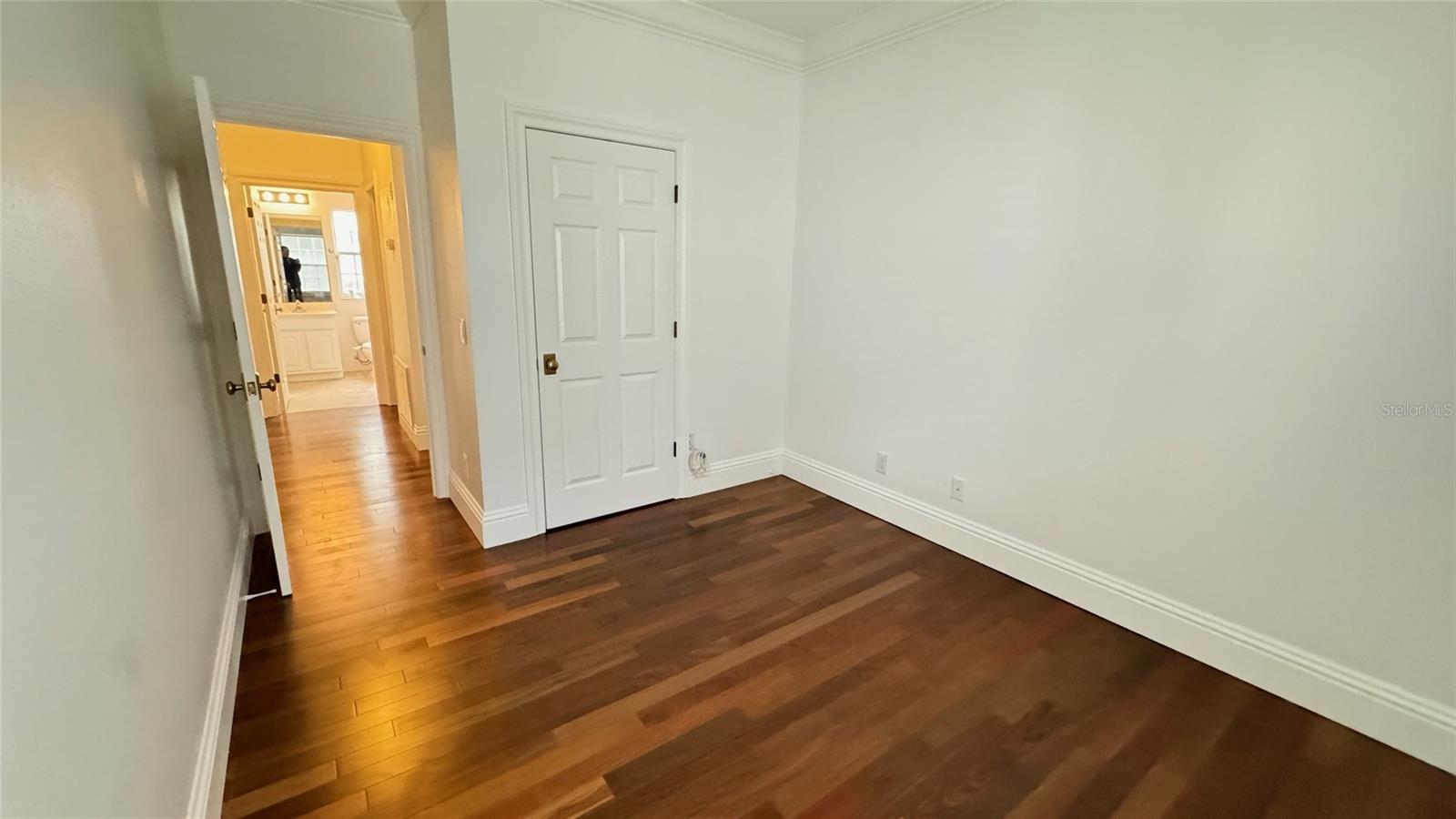 Image 27 of 47 For 1040 Nash Drive