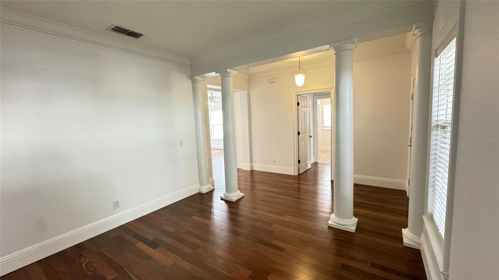 Image 3 of 47 For 1040 Nash Drive