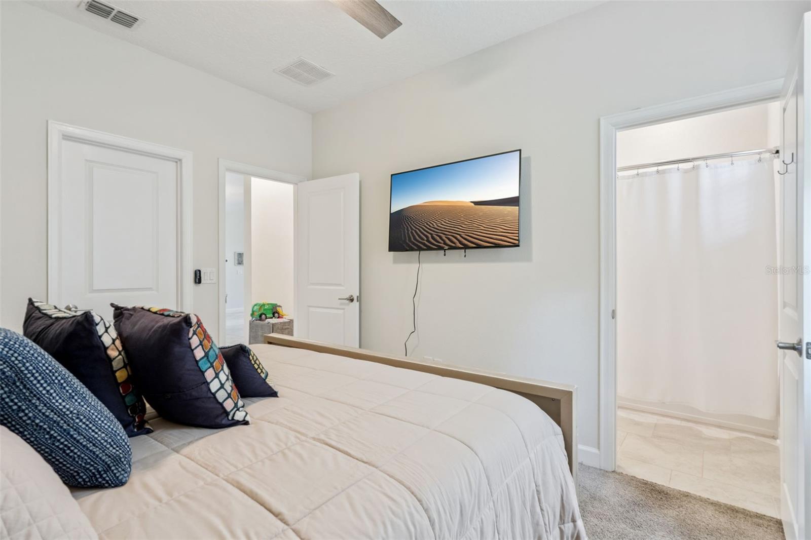 Image 35 of 64 For 8999 Croquet Court