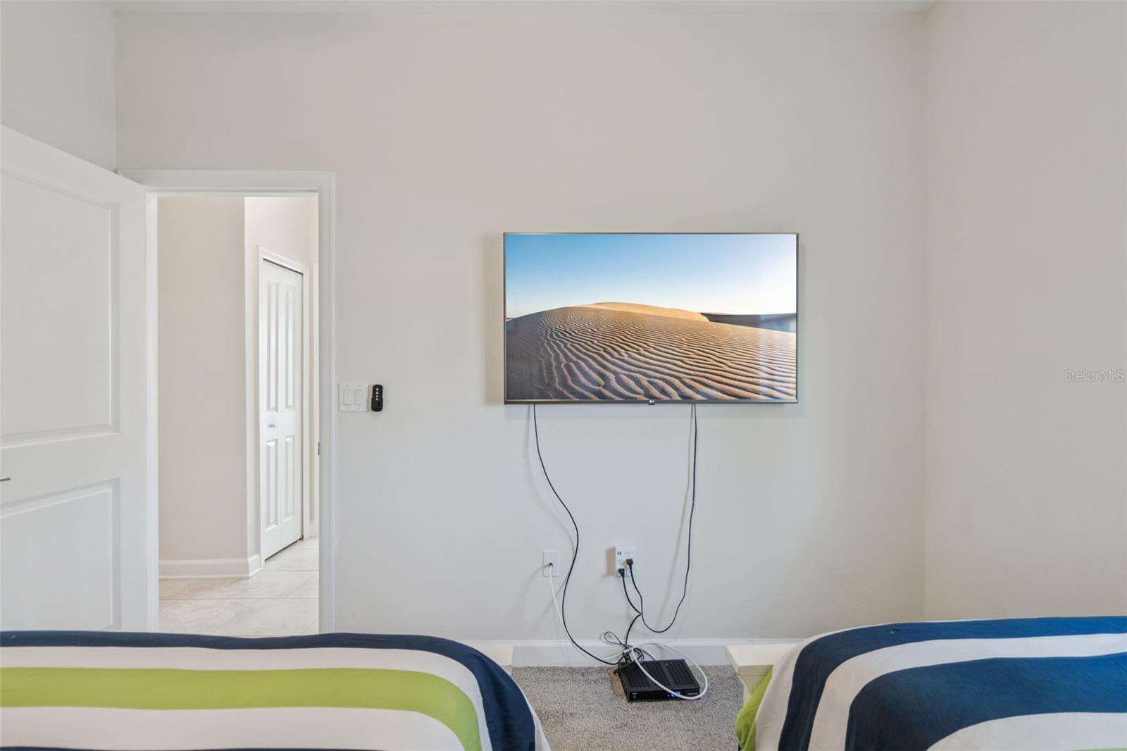 Image 40 of 64 For 8999 Croquet Court