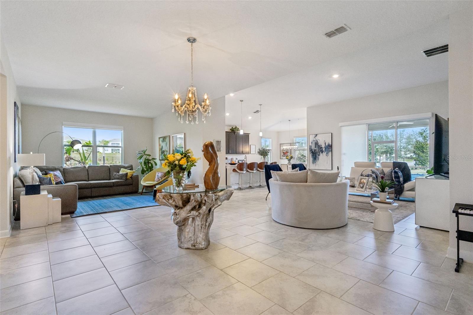 Image 9 of 64 For 8999 Croquet Court