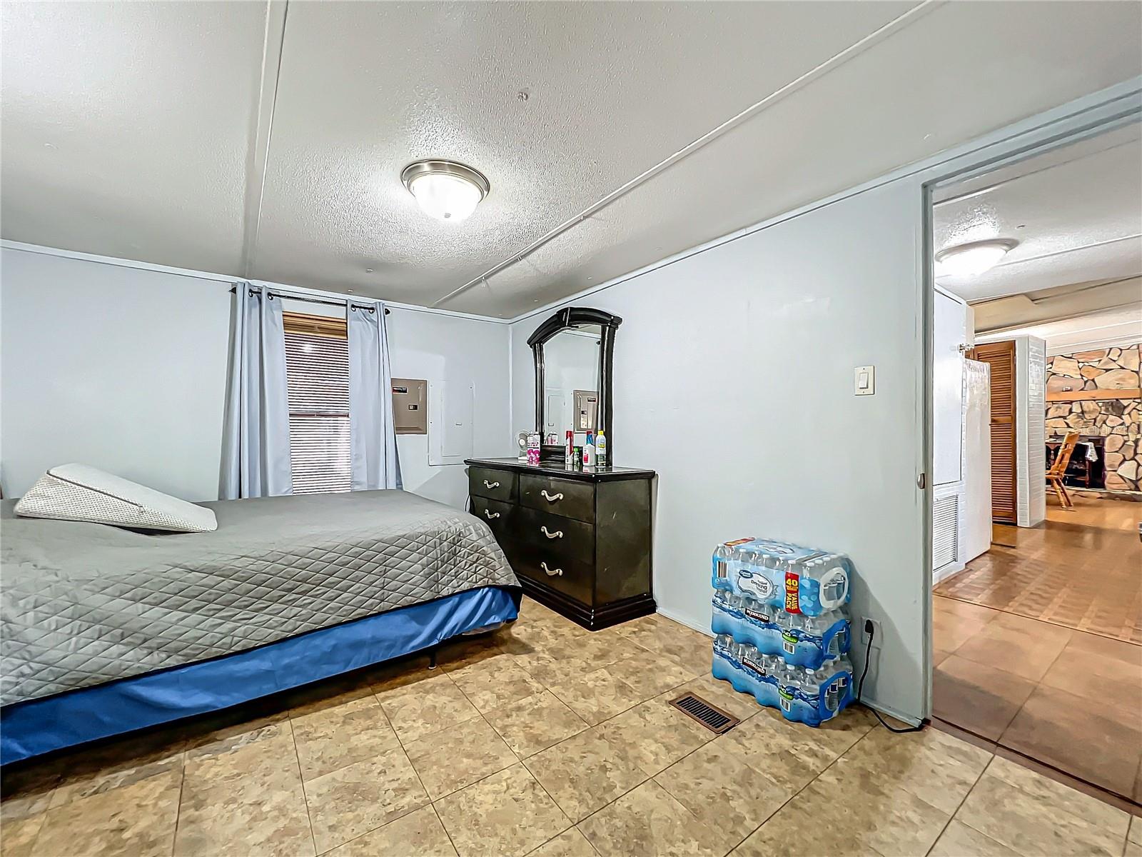 Image 42 of 81 For 312 2nd Street