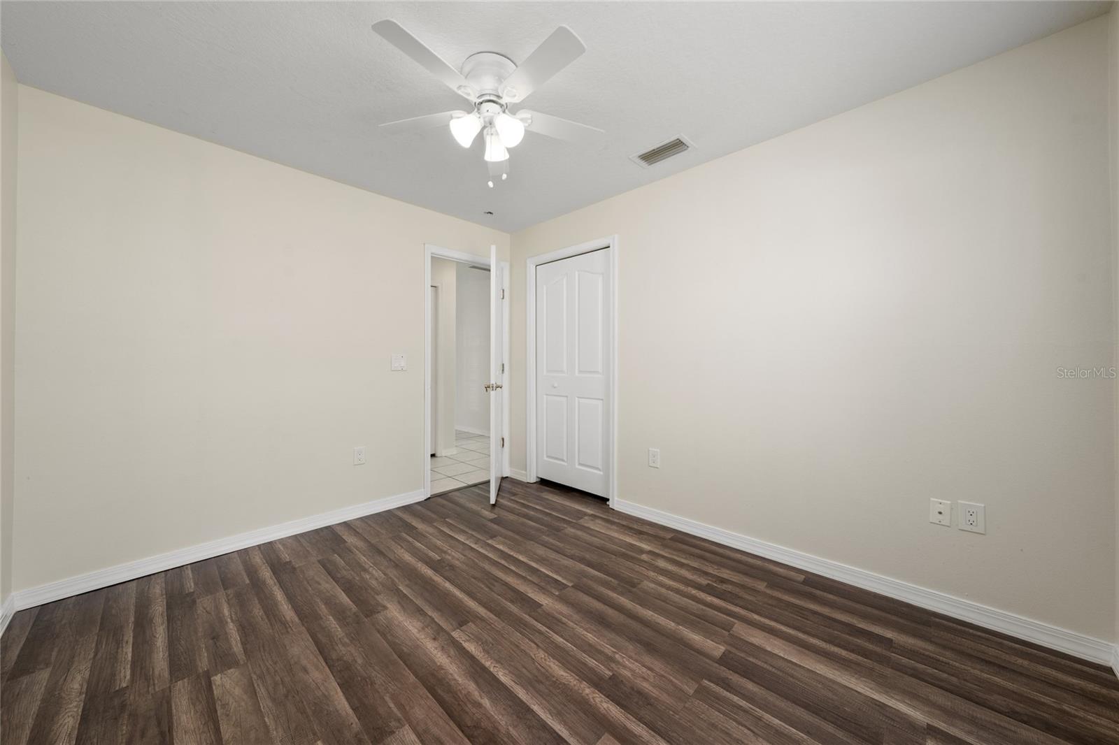 Image 18 of 36 For 3586 Yellow Bird Court