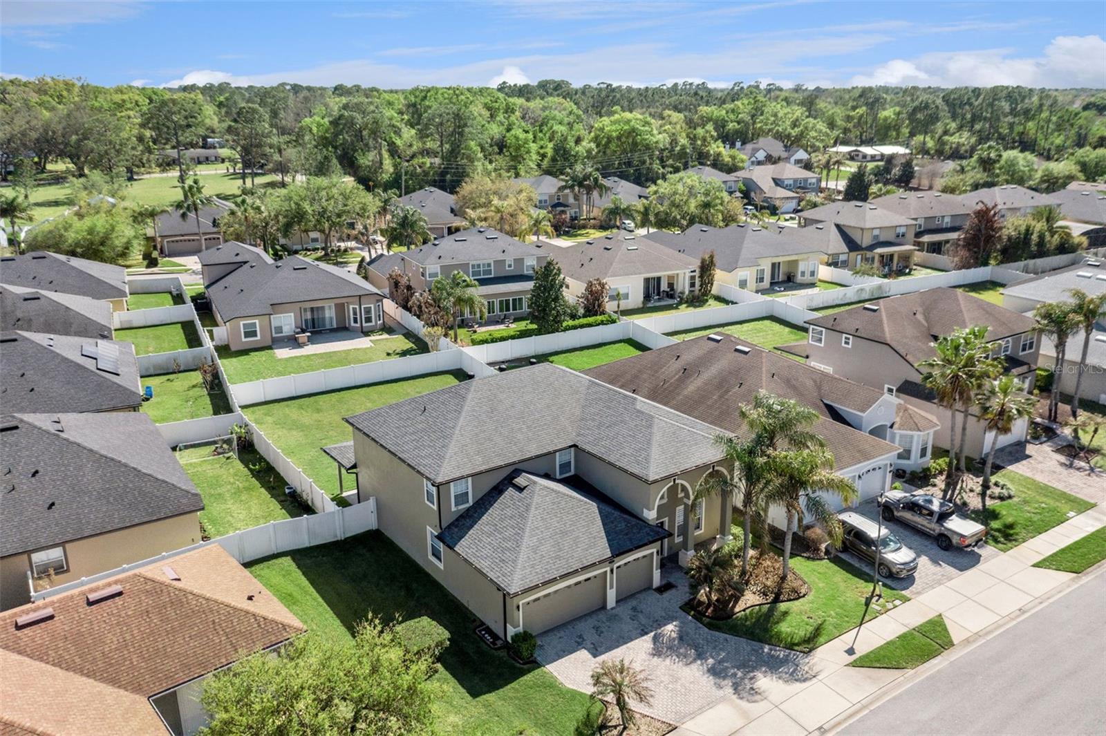 Image 43 of 53 For 272 Porchester Drive