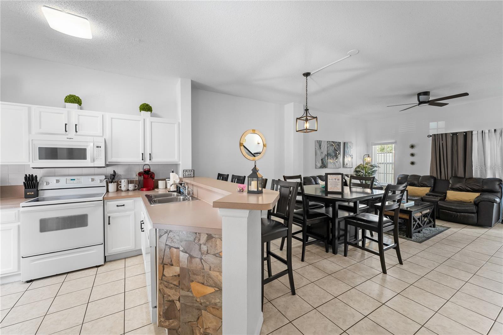 Image 5 of 54 For 1118 Park Ridge Circle