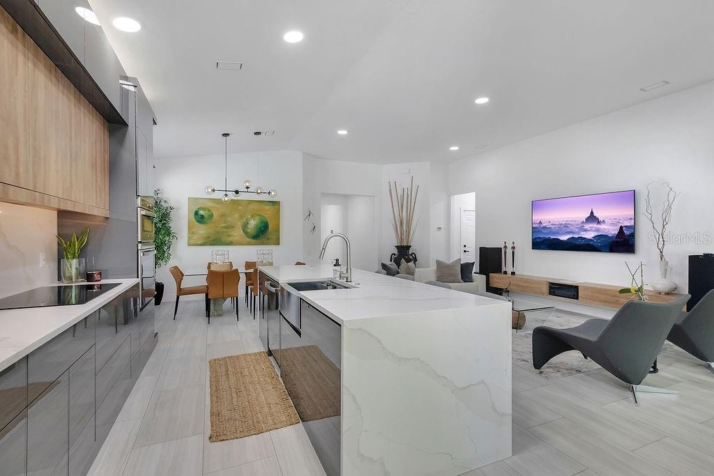 Image 12 of 43 For 7924 Brofield Avenue