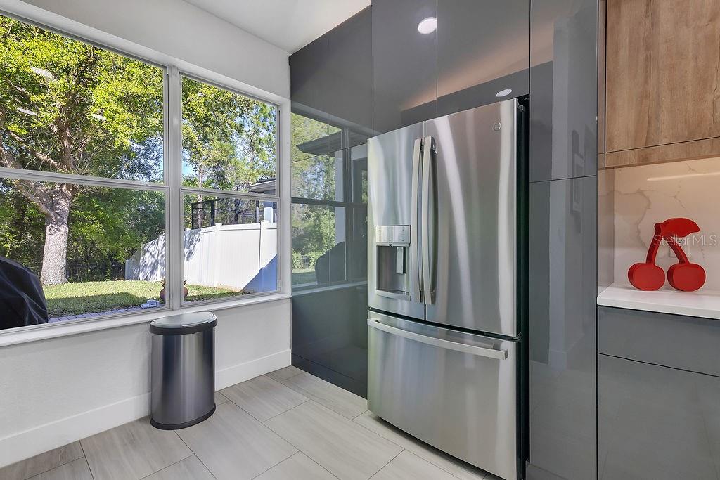 Image 16 of 43 For 7924 Brofield Avenue