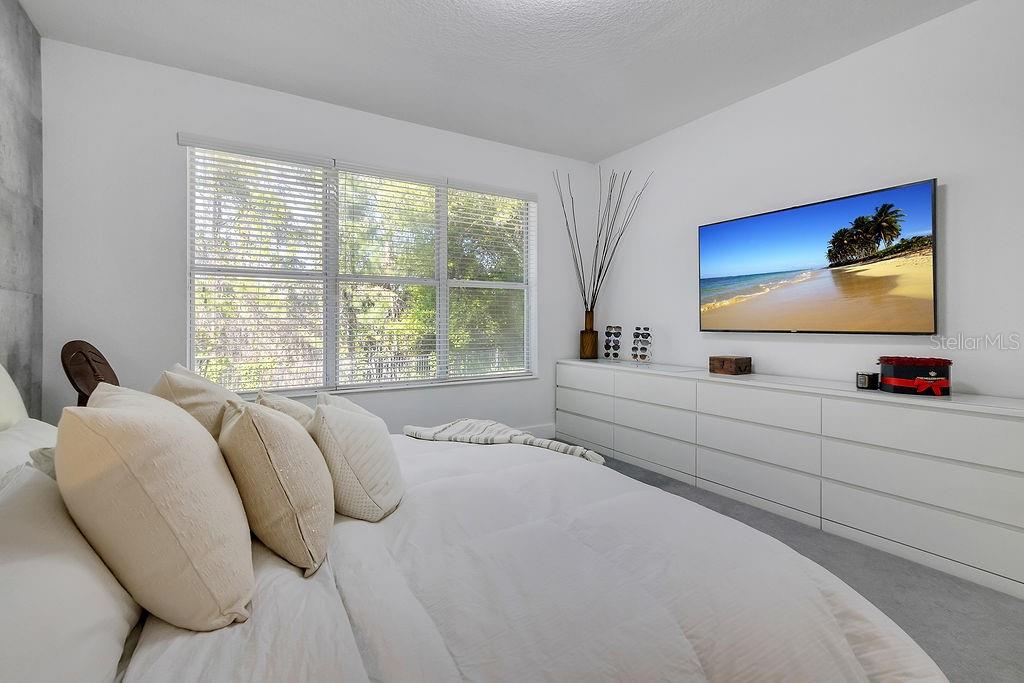 Image 28 of 43 For 7924 Brofield Avenue